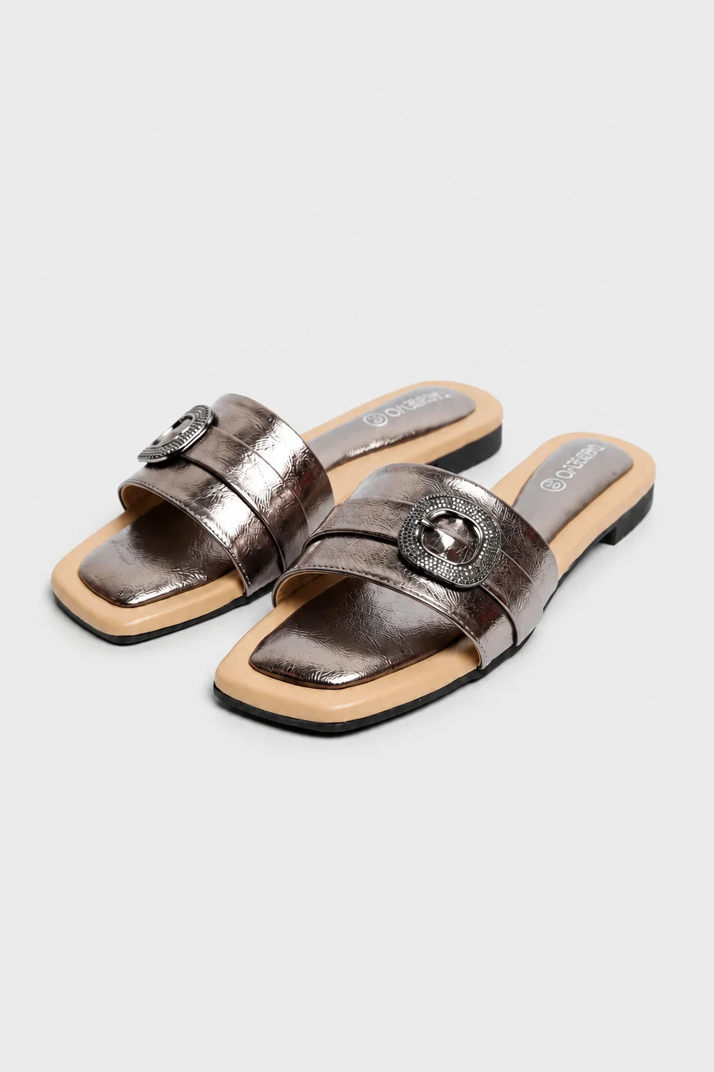 Urban Black Trend Slipper