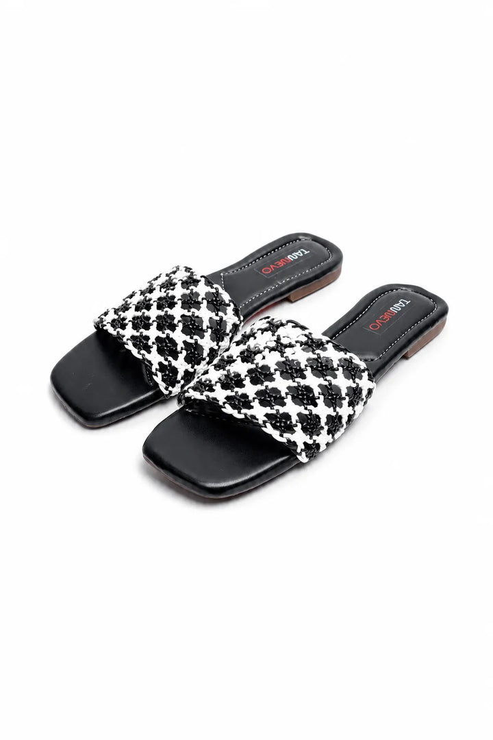 Fashion Black Slipper
