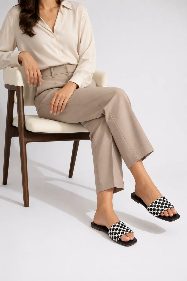 Fashion Black Slipper