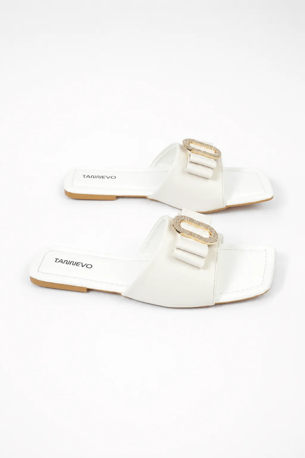 Elegant Cream Minimal Slipper