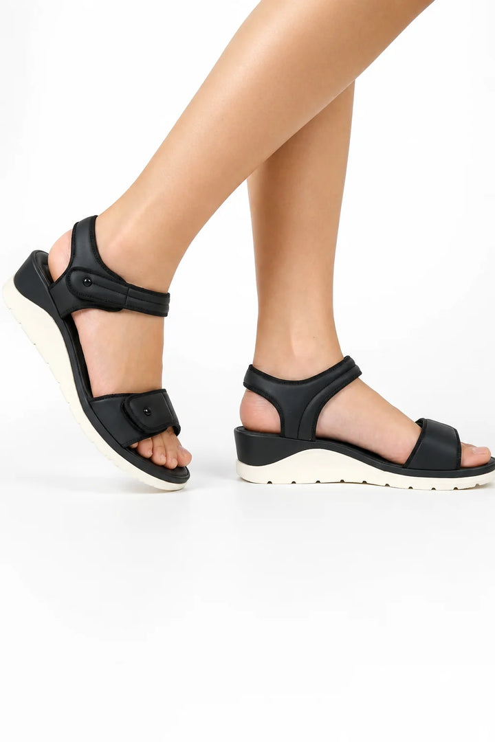 Classic Black Premium Sandal