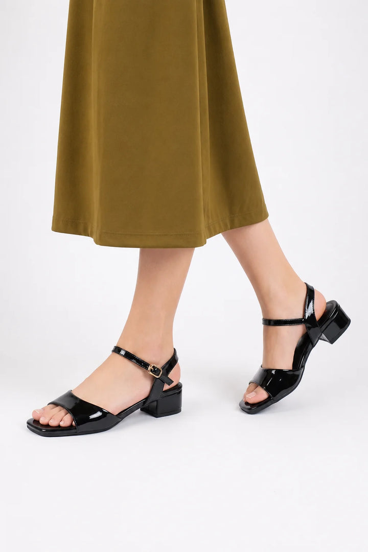 Black Casual Comfort Sandal