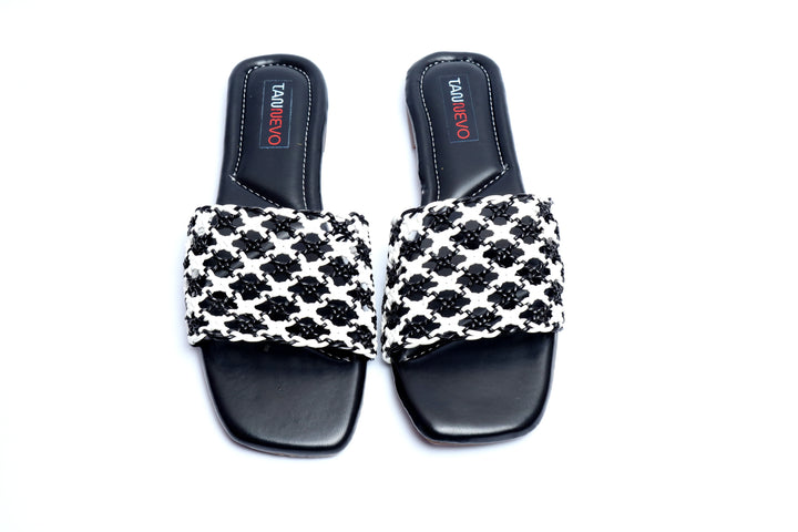 Fashion Black Slipper