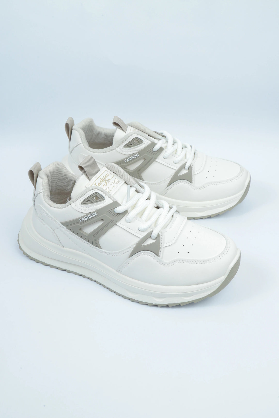 White/Mashroom Modern Lifestyle Jogger Sneakers