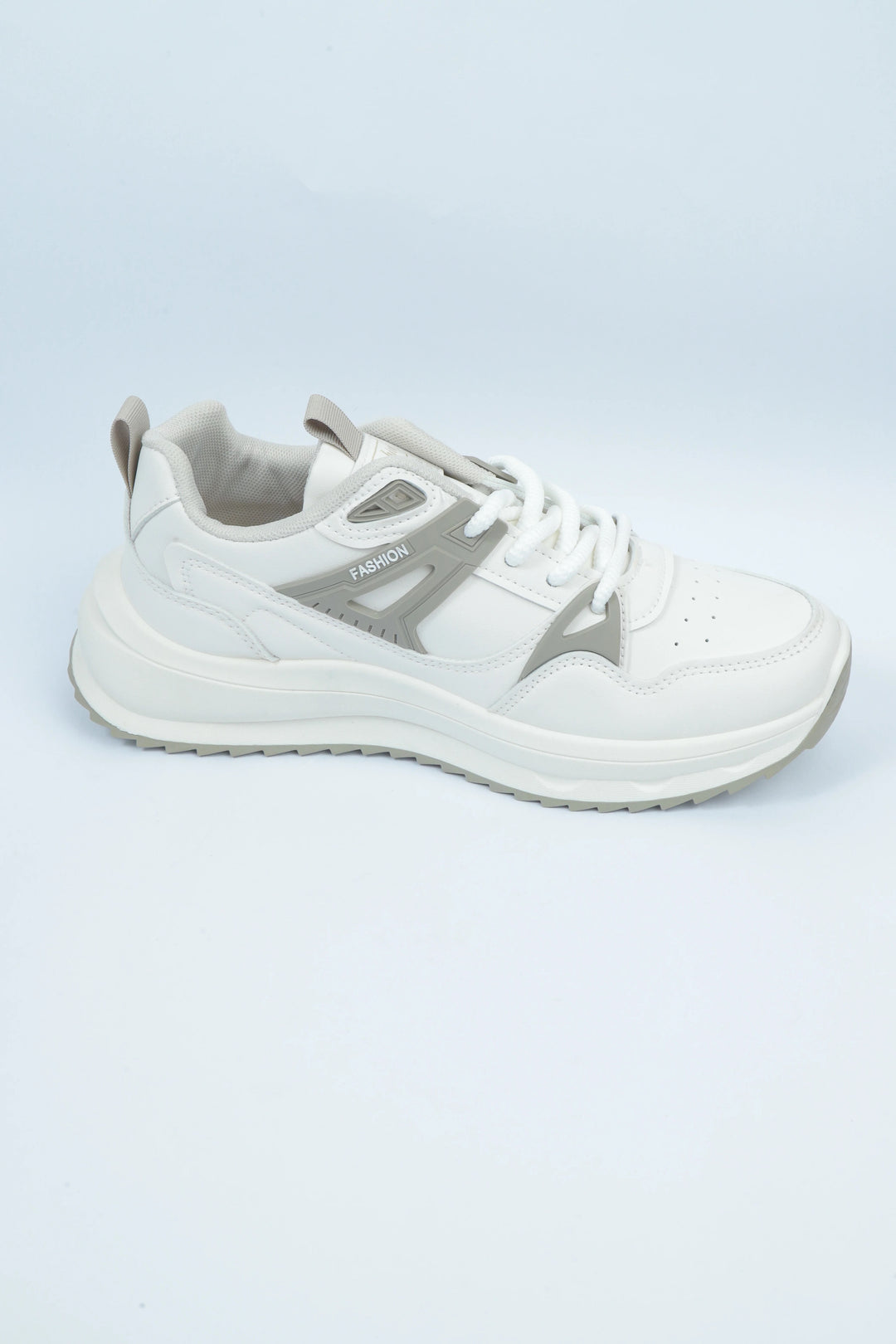 White/Mashroom Modern Lifestyle Jogger Sneakers