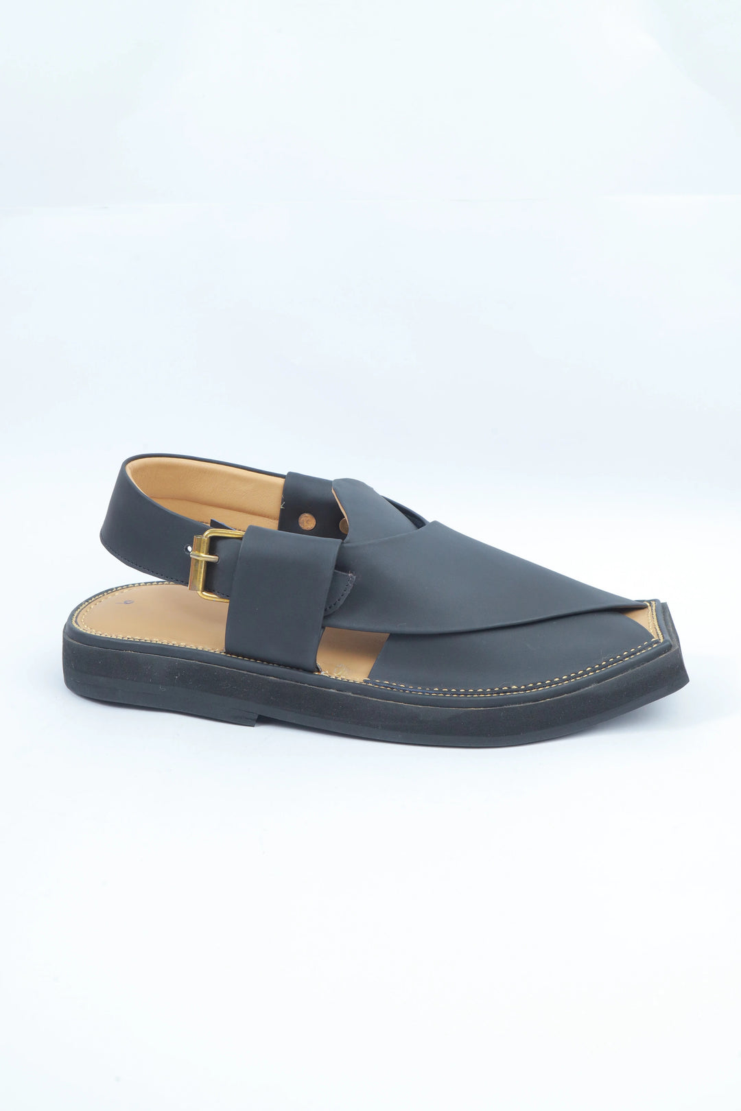 Black/Skin Kaptan Classic Traditional Chappal