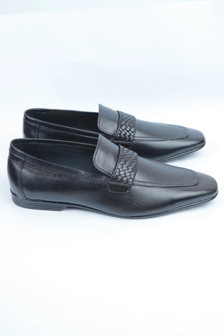 Black Sharp Look Formal Shoes