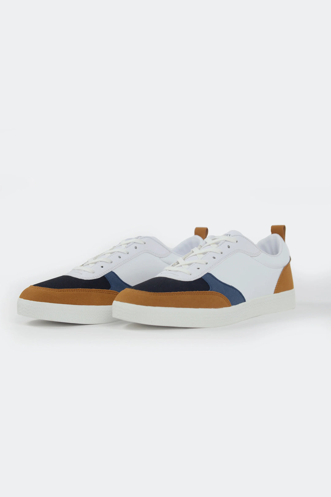 Urban Comfort Medicated Sneakers Men