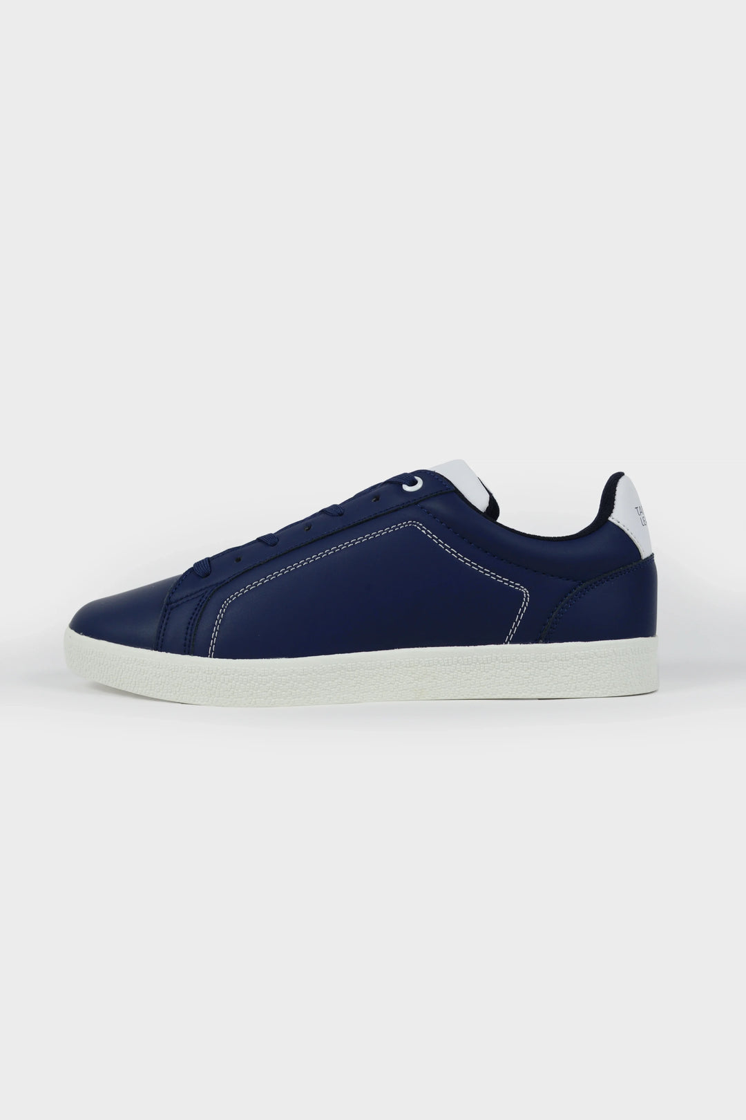 Signature Everyday Medicated Sneakers Men