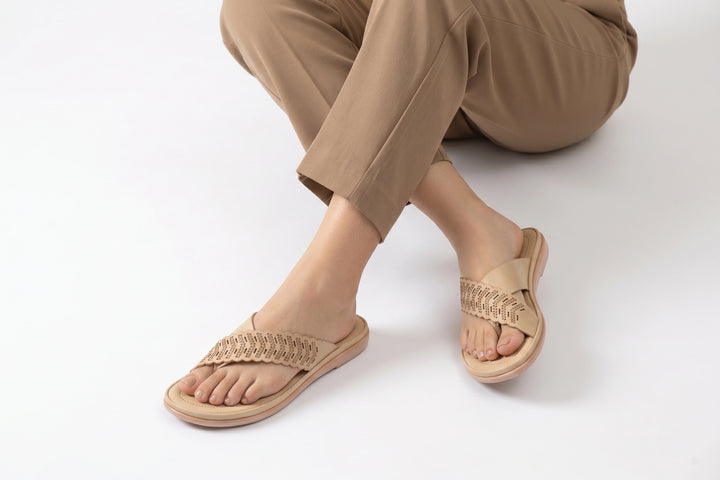 Comfortable Cream Medicated Slipper