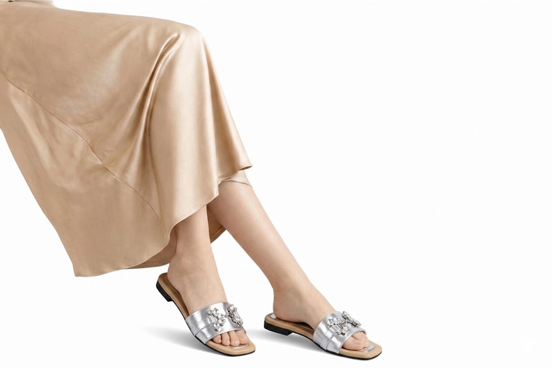 Elegant Silver Party Slipper
